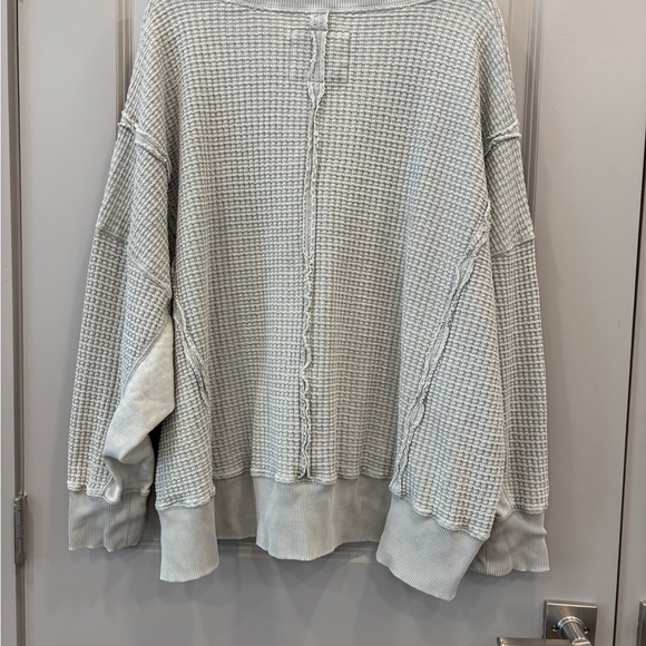 American Eagle big hug waffle crew neck sweater - Picture 4 of 4